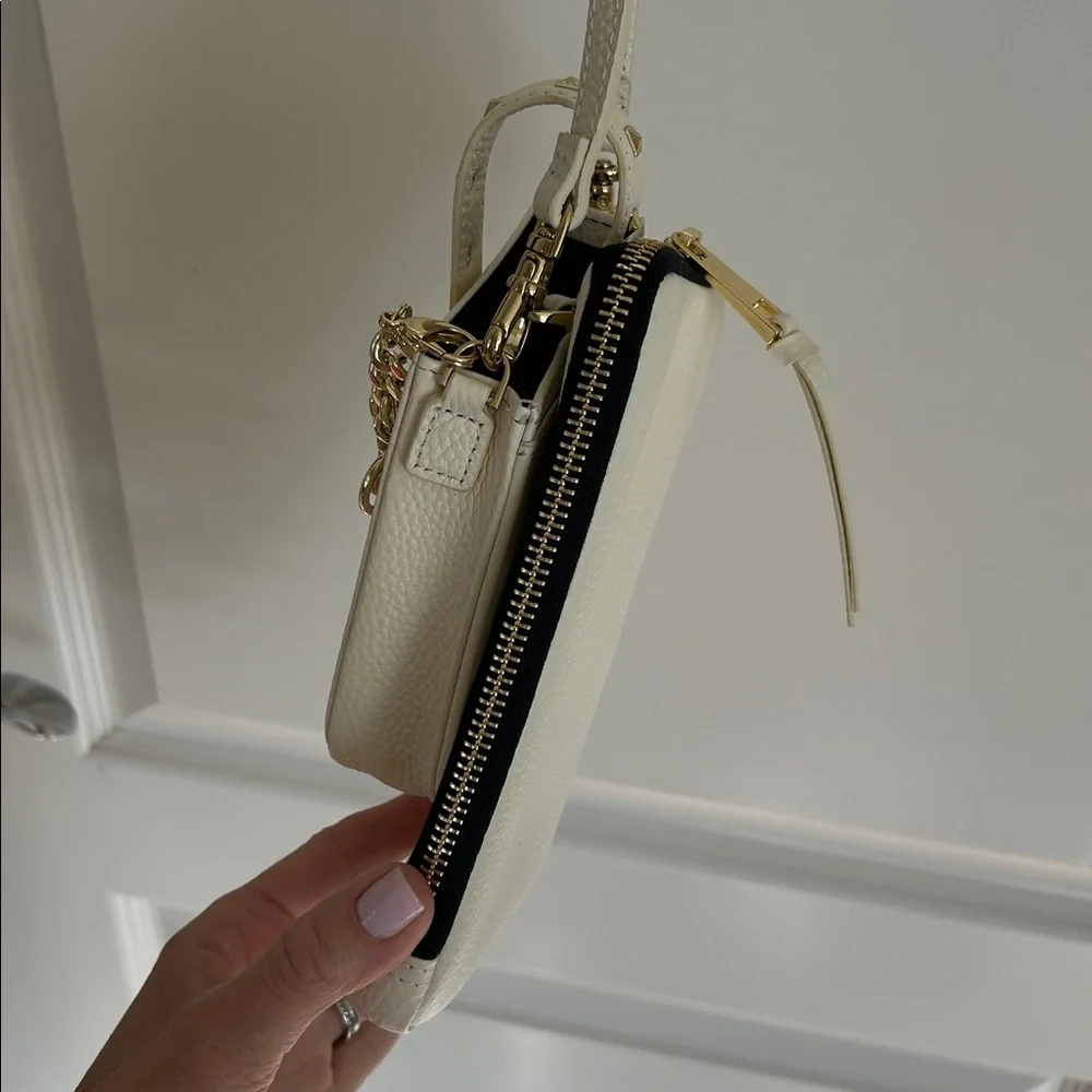 Bandolier Cream Crossbody Phone Bag with Gold Hardware never used - Picture 5 of 6